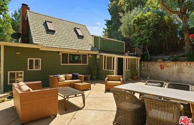 Photo of 2026 Topanga Skyline Dr