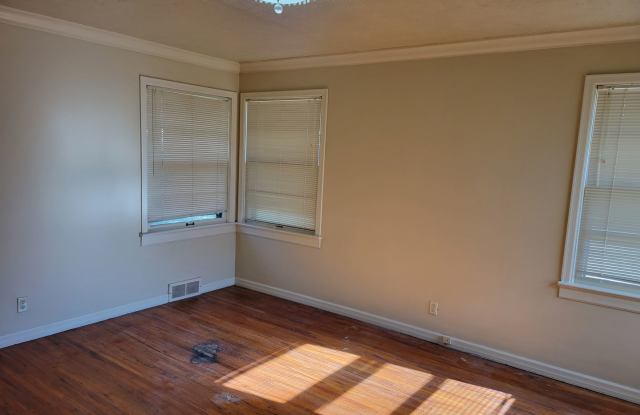 Close to Mercy Hospital! $1095