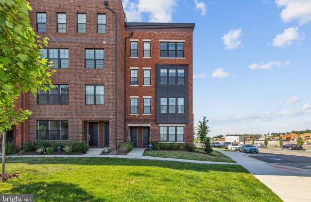 22318 ROANOKE RISE TERRACE