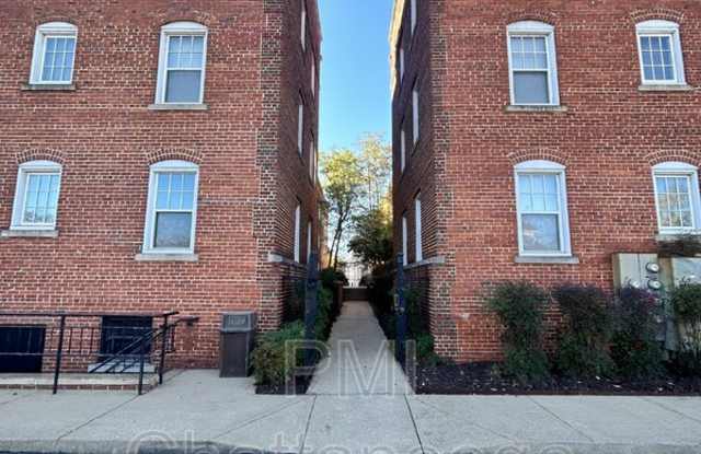 318 Walnut Street