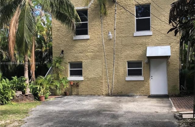 3129 W Oak Ave - 3129 Oak Ave, Miami, FL 33133