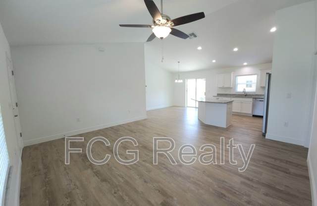 3068 SW 131st Place Rd