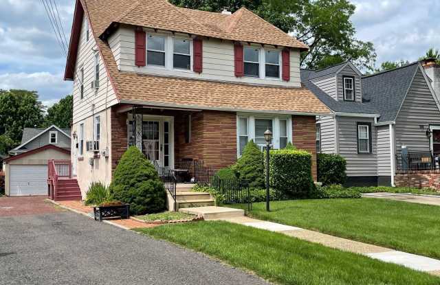 513 JESSAMINE