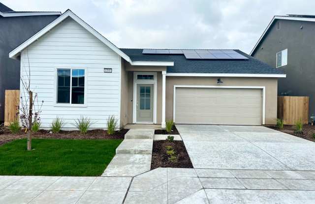 Charming 3-Bedroom Single Story Home for Rent