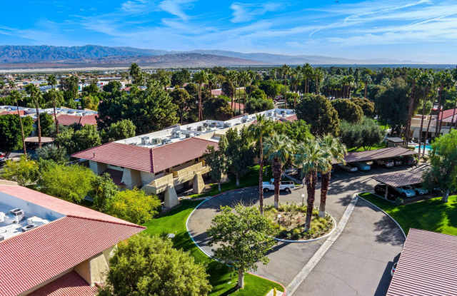 2812 N Auburn Ct unit: F207