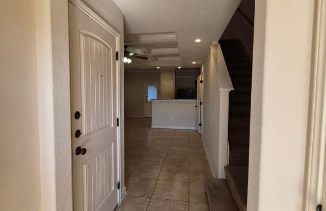 6018 Jax Way #101, San Antonio, TX. 78244