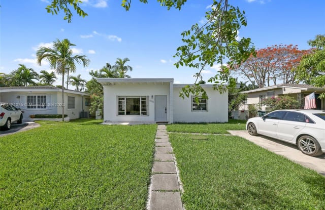 6315 SW 42nd St - 6315 Southwest 42nd Street, South Miami, FL 33155