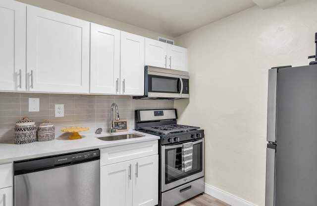 Photo of Parkview Towers