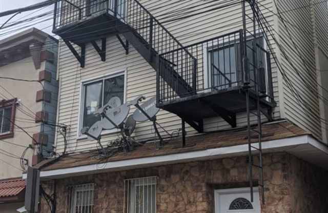 524 6TH ST - 524 6th Street, Union City, NJ 07087