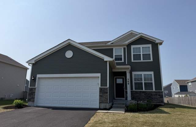 345 Hemlock Lane