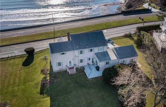 Photo of 132 Memorial Boulevard