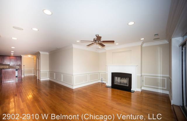2904 W Belmont Ave