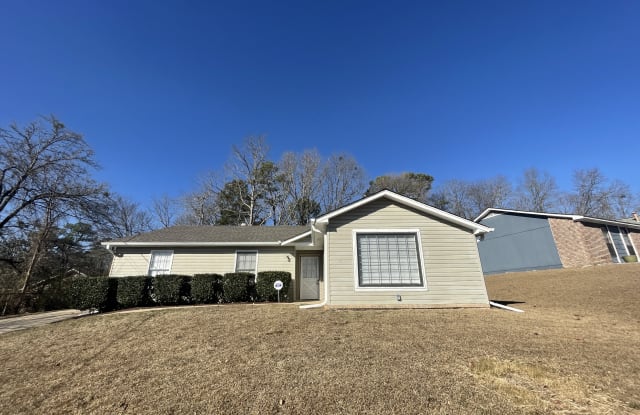 3012 Apple Valley Ln - 3012 Apple Valley Lane, Birmingham, AL 35215