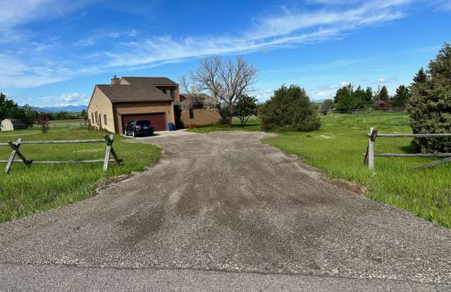 2 Bedroom, 2 Bathroom House on 1.68 Acres photos photos