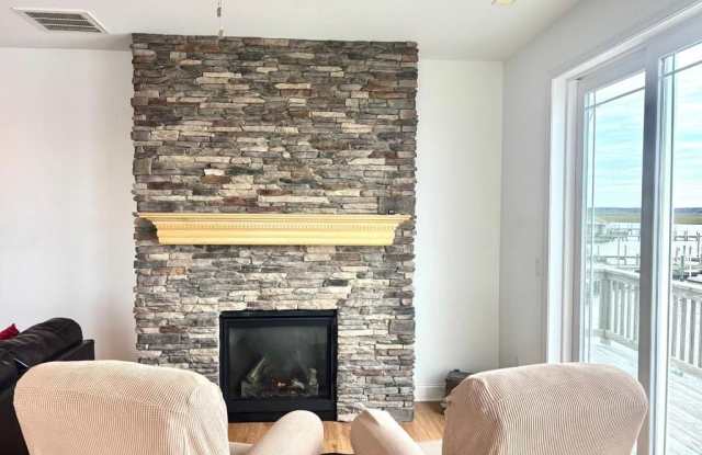 Photo of 448 DOCK ROAD