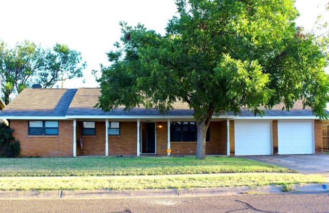 3227 Cimmaron Dr - 3227 Cimmaron Avenue, Midland, TX 79705