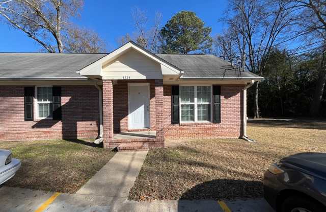 Cozy 2 Bedroom 2 bath