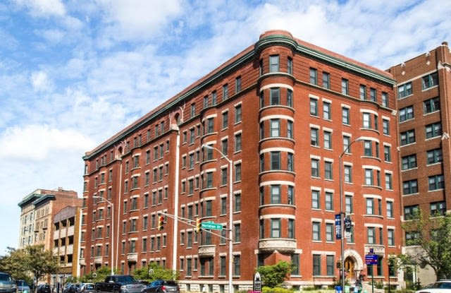 Continental at Vermont Place