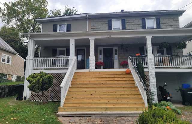 235 MILLWOOD Avenue