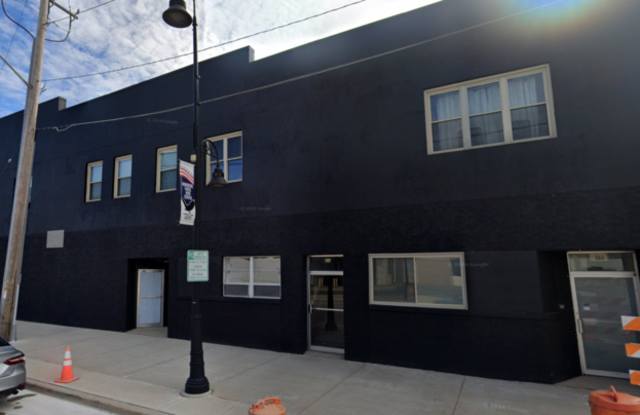 206 Main Avenue - 206 Commercial