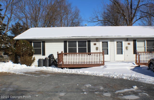 412 Willow St - 412 Willow Street, East Stroudsburg, PA 18301