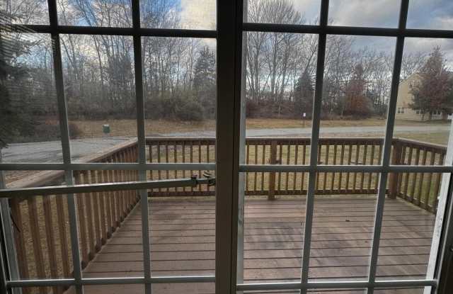 63 Ridgeview Circle unit: A