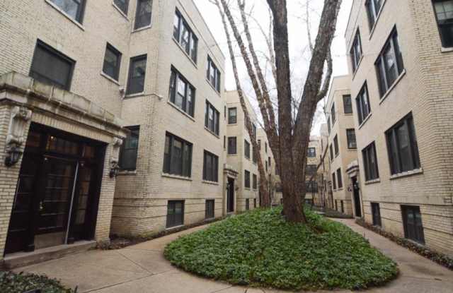 Photo of 4876 Magnolia