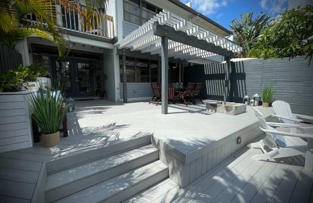 605 Kensington Place, Wilton Manors, FL