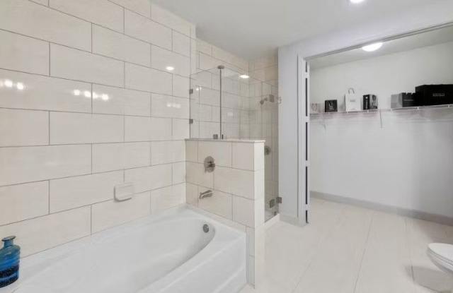 8803 Northwest 41st Street