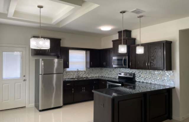 912 E Myrtle Beach 1