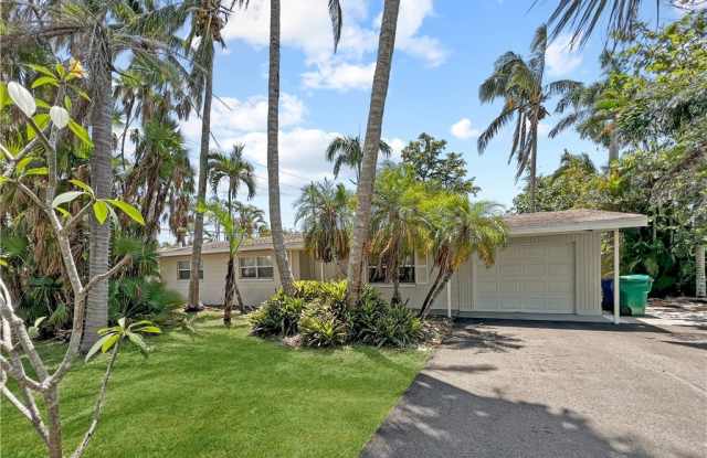 1432 Collins Road