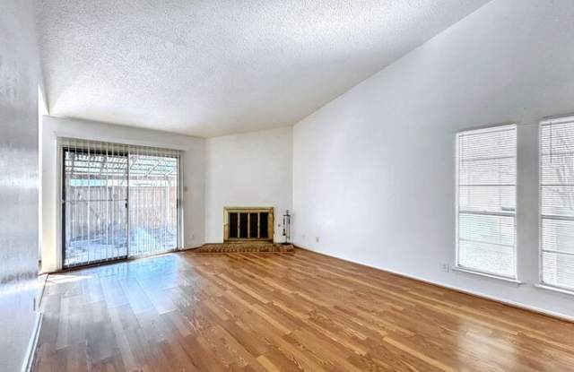 1405 West Braker Lane