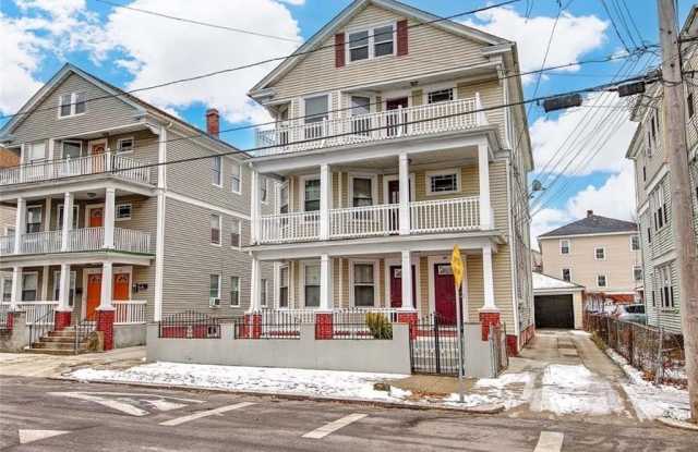 Photo of 80 Ontario Street unit: 3