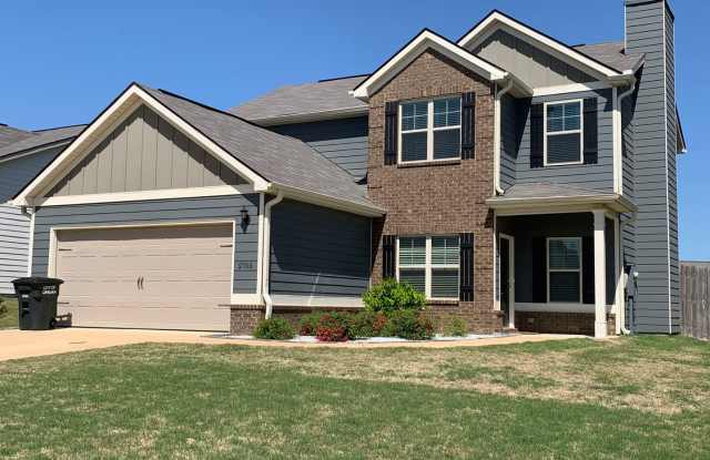 Photo of Wyndham Gates Two-Story Home in Opelika