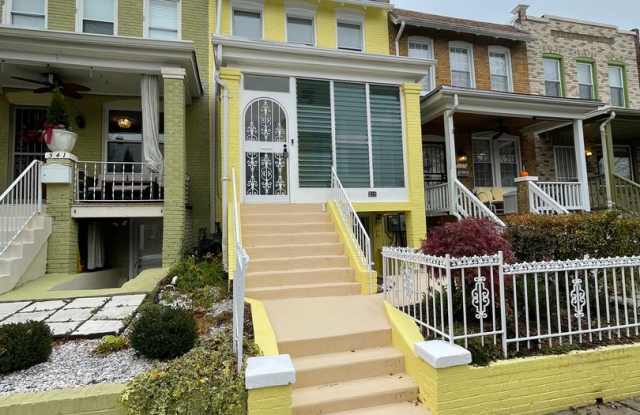 Charming 1928 Row Home for Rent with Modern Amenities — 2 Bedroom 2 Full Bath w/ 2 Half Baths, 2 Kitchens, located in Kingman Park, Near DC Armory  Eastern Market