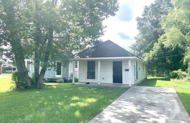 2740 Laurel Street - 2740 Laurel Street, Baton Rouge, LA 70802