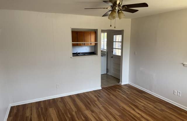 1001 North Hickory Street - 2