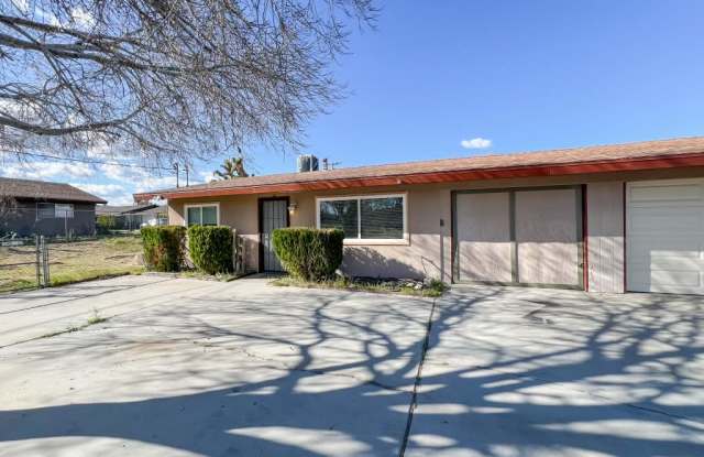 6396 Indio Avenue - 1Unit B - 6396 Indio Avenue, Yucca Valley, CA 92284