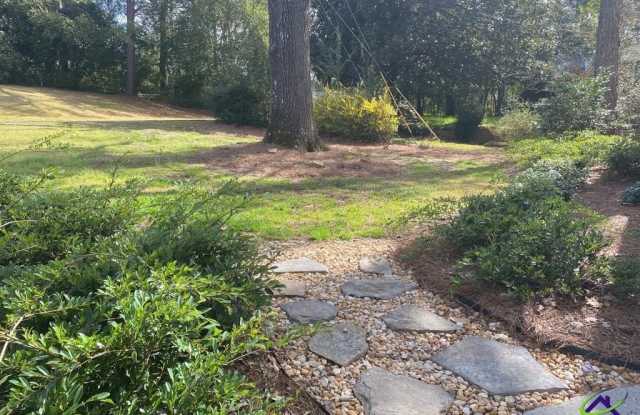 2740 Northwoods Drive