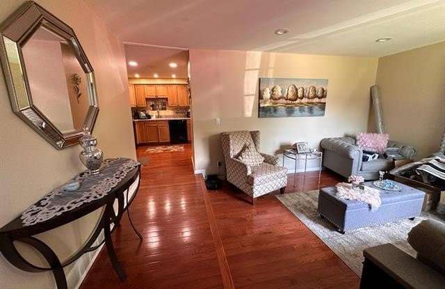 39752 Edmundton Drive