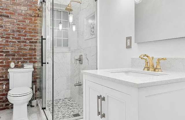 324 East 50th Street