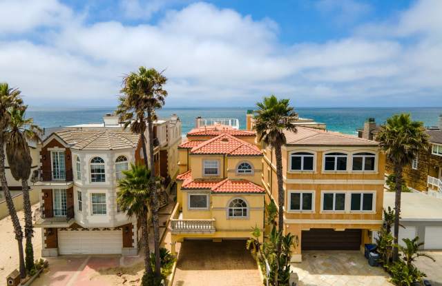 Oxnard Shores | Oceanfront | 5 Bedroom + 7 Bath | UNFURNISHED | 1451 Marine Way
