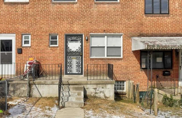 Photo of 2536 LOYOLA NORTHWAY