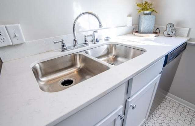 4560 Marcy Lane Unit D31