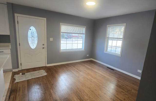 22 North Lewis Avenue