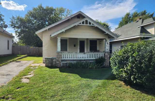 2141 N Franklin - 2141 North Franklin Avenue, Springfield, MO 65803