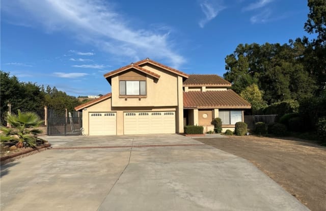 110 Horseshoe Circle - 110 Horseshoe Circle, West Covina, CA 91791