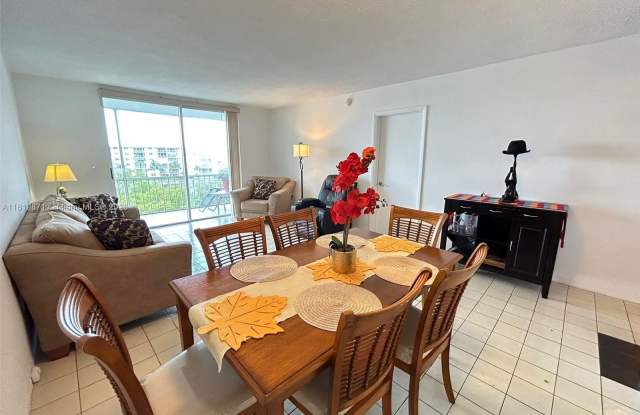 Photo of 2980 Point East Dr