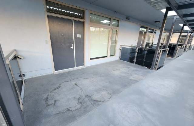 Exceptional Two Level 3 bedroom Condo in upscale Luxe Lofts