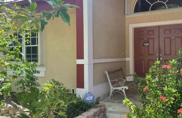 Photo of 232 SW 7th Ave